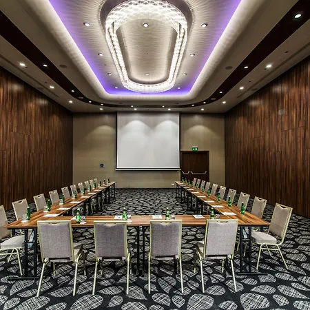 Airport Okecie Hotel