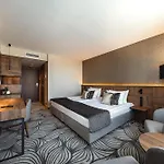 Hotel Airport Okecie