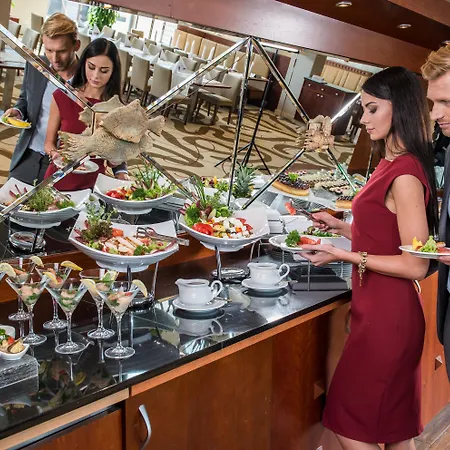 Hotel Airport Okecie Warschau