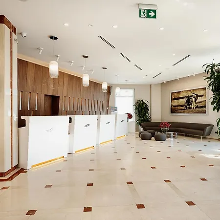 Airport Okecie Hotel