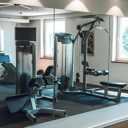 Airport Okecie 4* Warschau