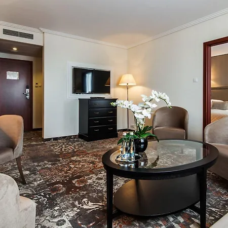 Airport Okecie Hotel Varsovie