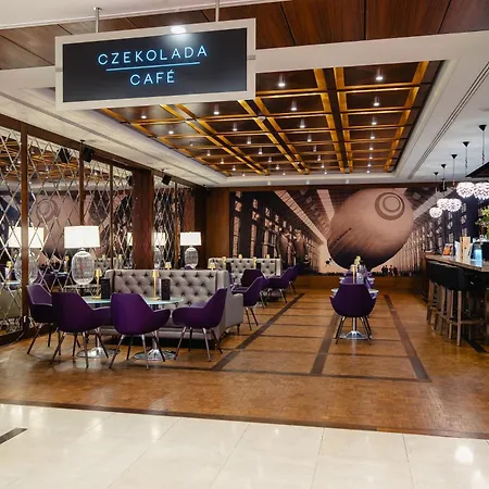 Отель Airport Okecie 4*