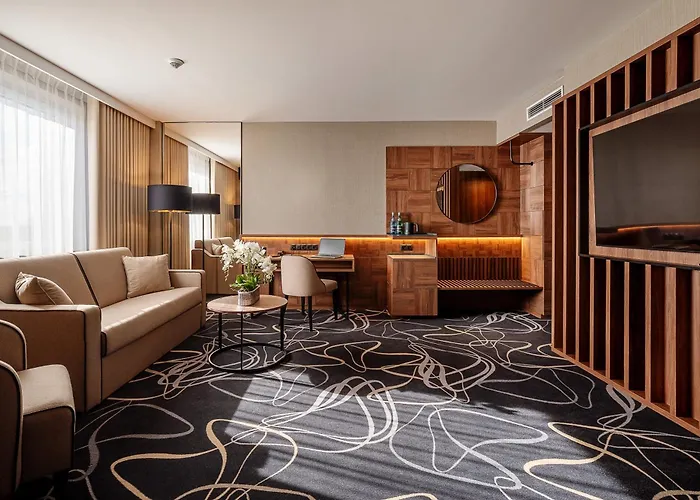 Airport Okęcie Hotel 4*