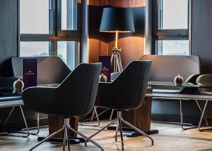 Airport Okecie Ξενοδοχείο