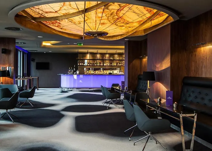 Airport Okęcie Hotel 4*